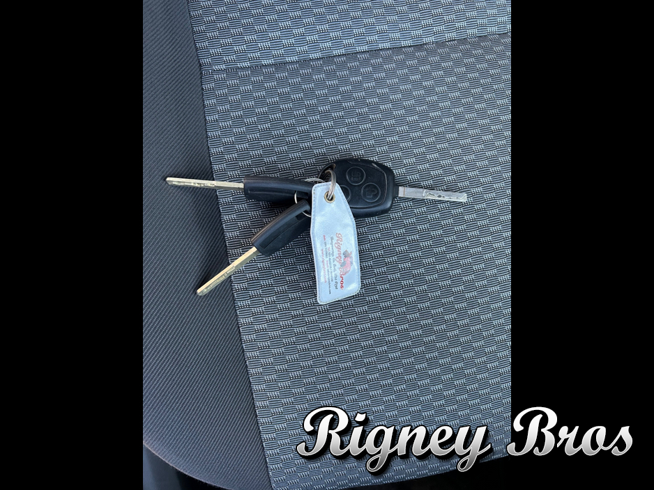 2008 Ford Focus - image 14