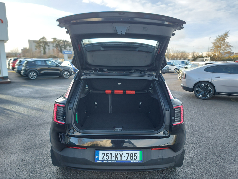 2025 Volvo EX30 SIN MTR RWD PLUS €39,500