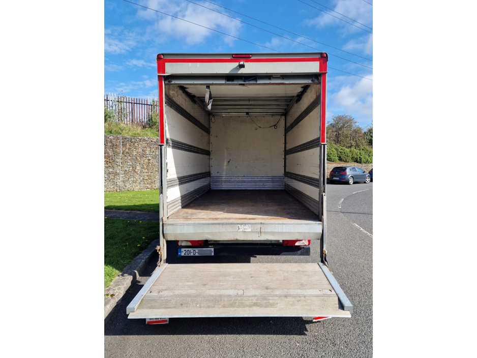 2020 Mercedes-Benz Sprinter - image 7