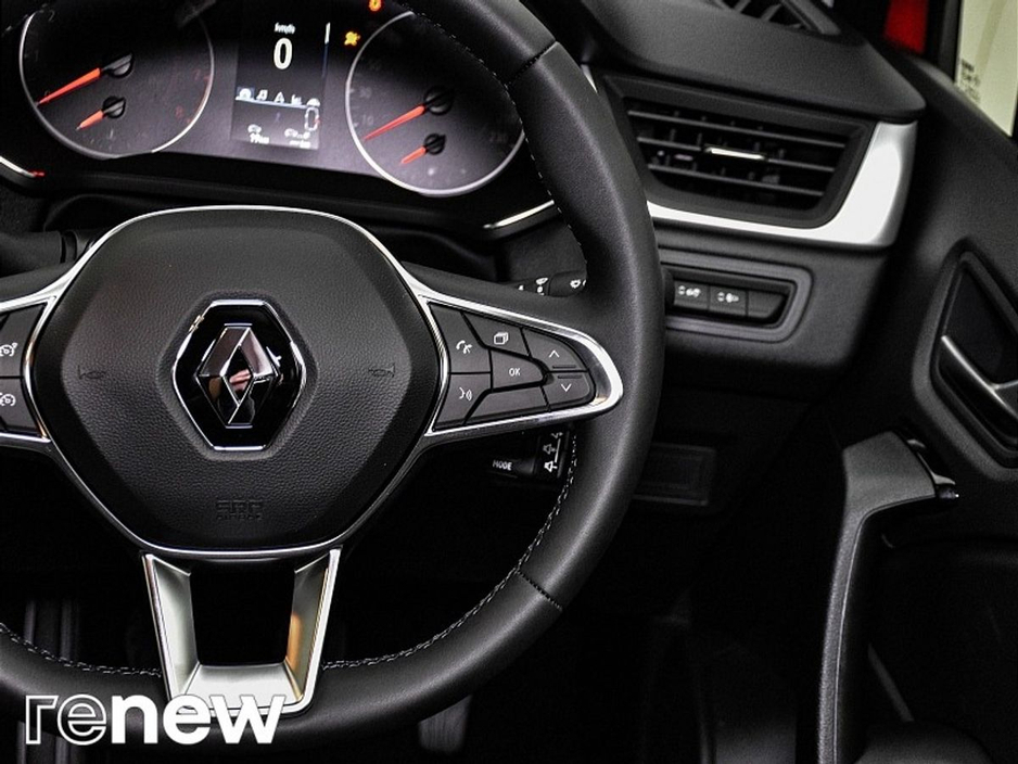 2022 Renault Captur - image 25