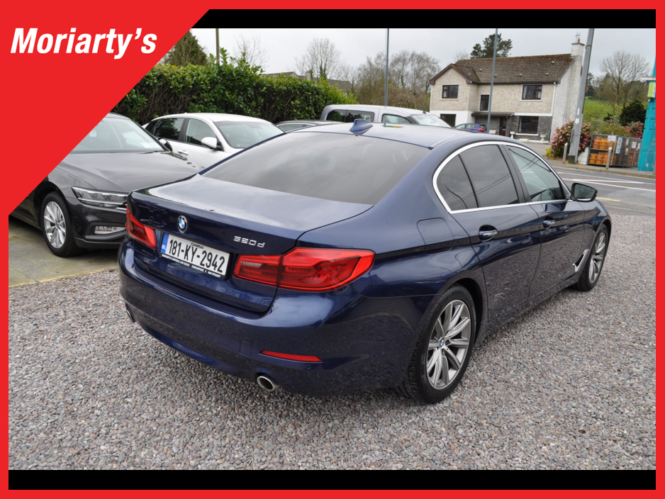 2018 BMW 5 Series - image 6