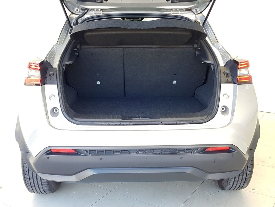 2022 Nissan Juke - image 14