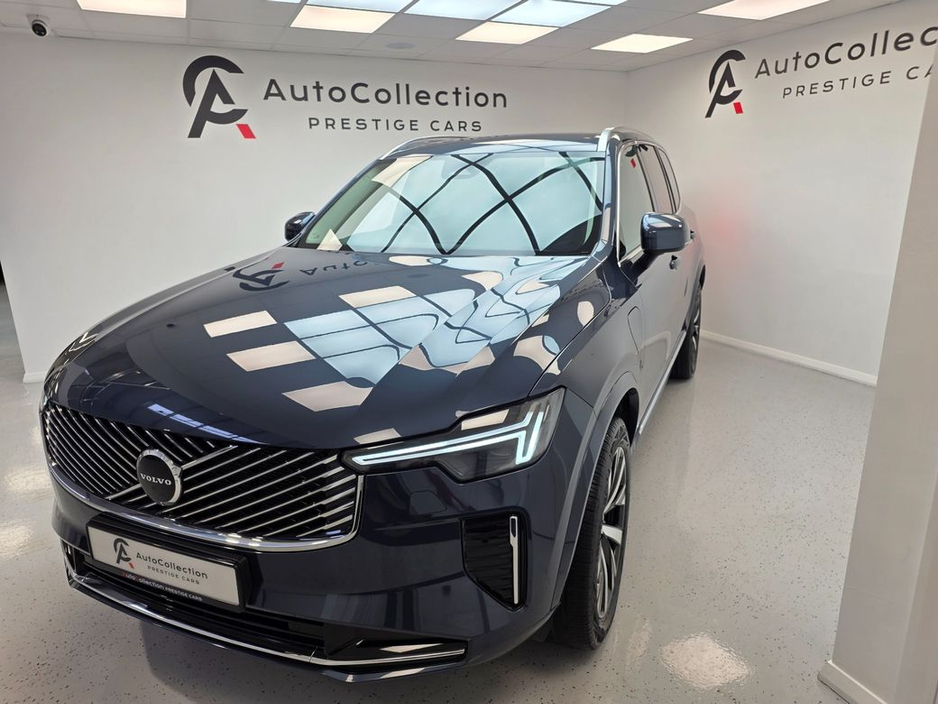 2025 Volvo XC90 - image 3