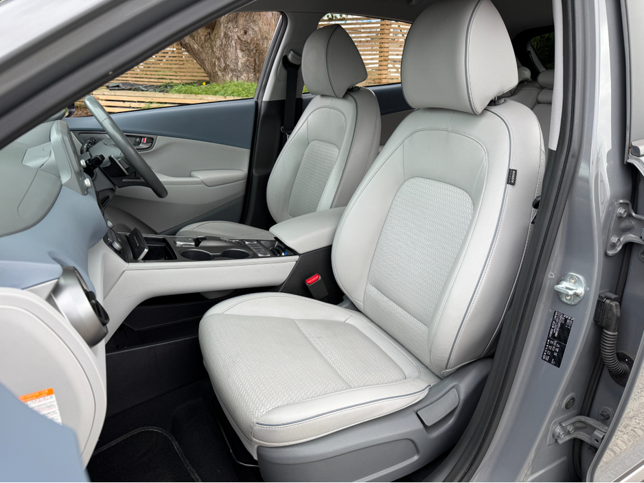 2020 Hyundai Kona - image 29