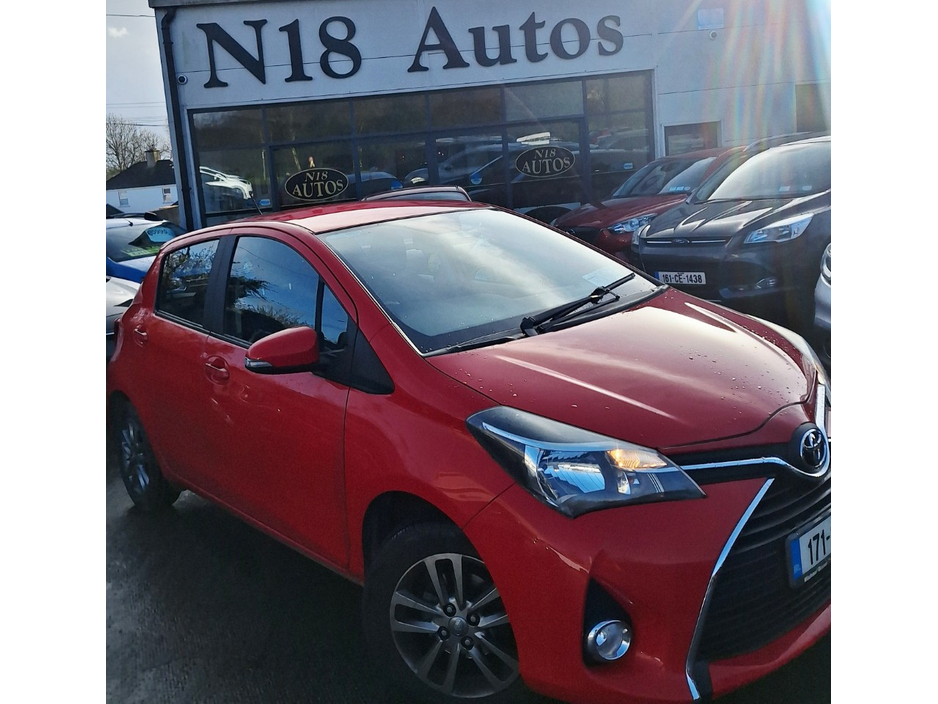 2017 Toyota Yaris - image 3