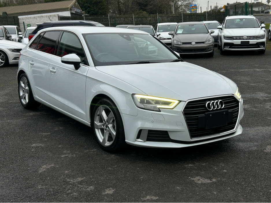2019 Audi A3 (192 ) 1.4 FULL LEATHER SEATS VIRTUAL COCKPIT SMARTPHONE INTERFACE- SATNAV - VIRTUAL COCKPIT - NAVIGATION REVERSING CAMERA -BLIND SPOT - PARKING SENSORS- LEATHER €23,500