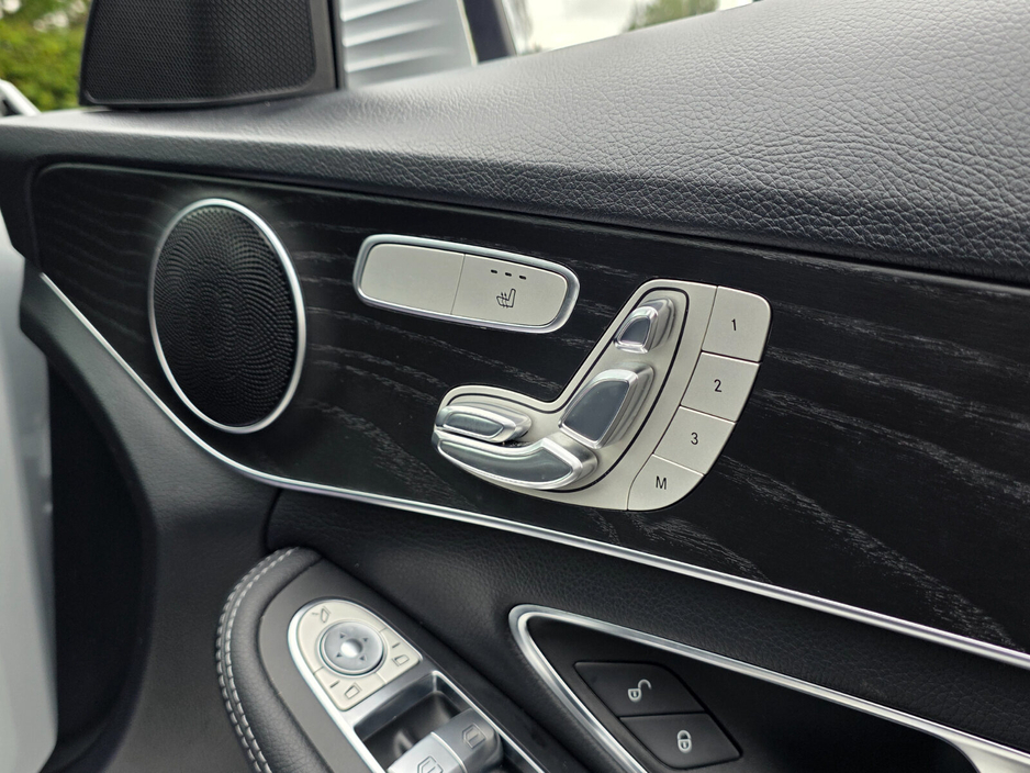 2017 Mercedes-Benz C Class - image 27