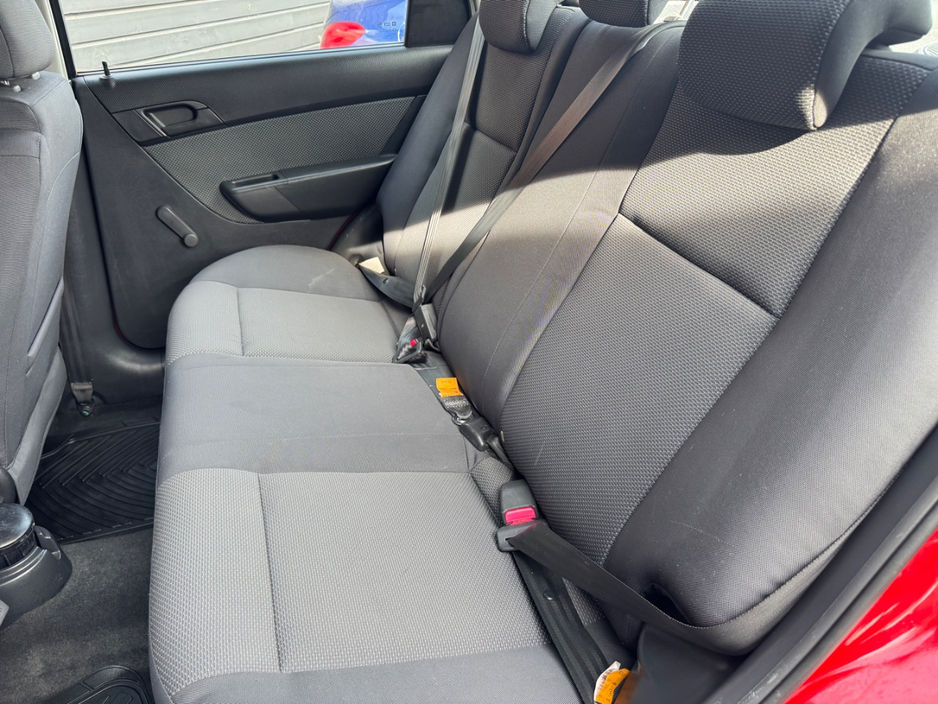 2009 Chevrolet Aveo - image 10