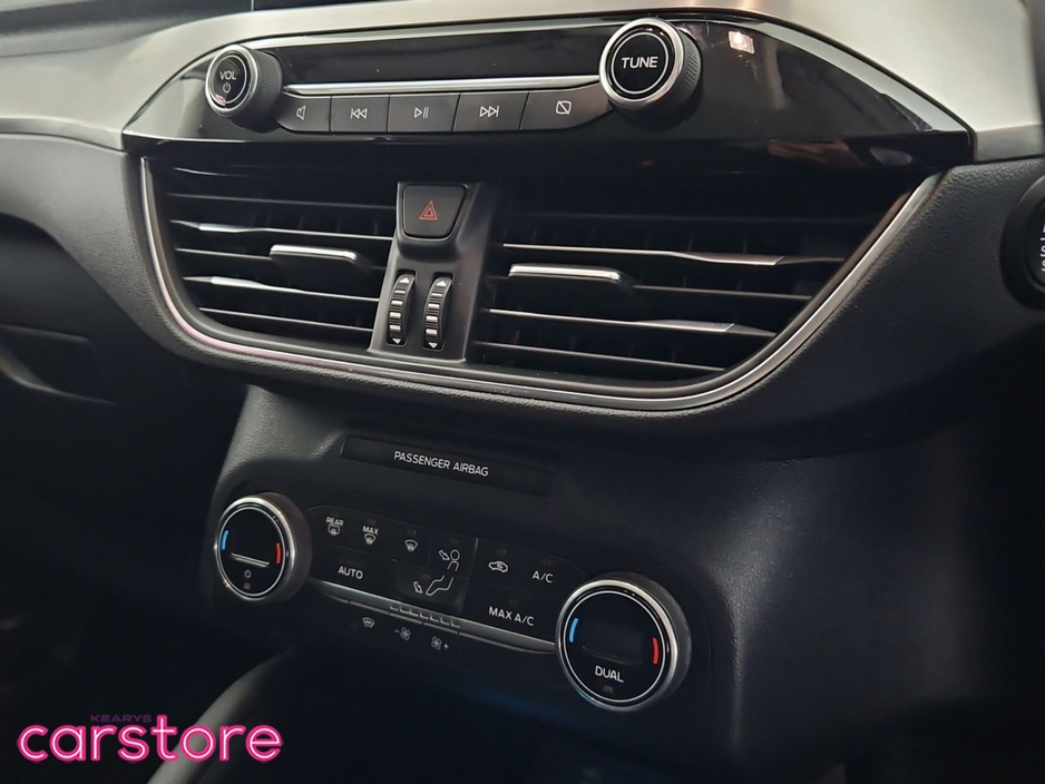 2022 Ford Kuga 2.5 Duratec 190PS FHEV Titanium Auto €28,880