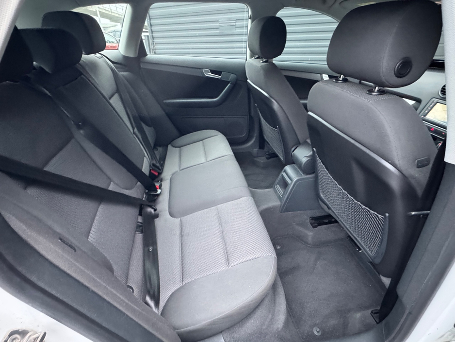 2012 Audi A3 - image 13