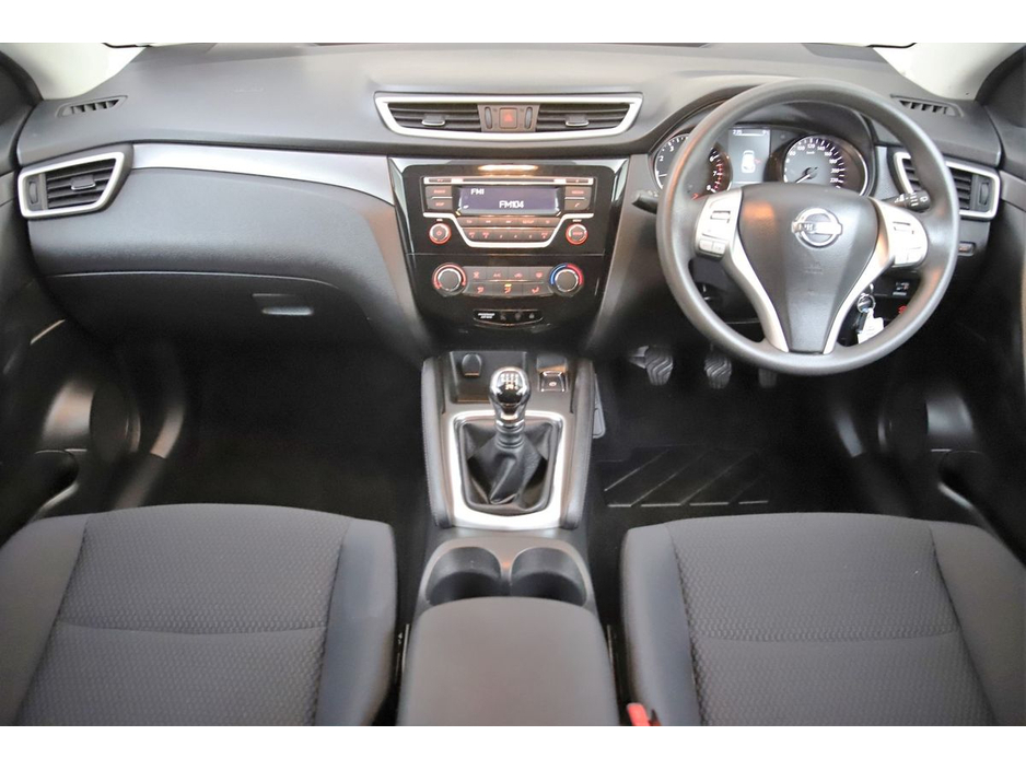 2017 Nissan Qashqai - image 14