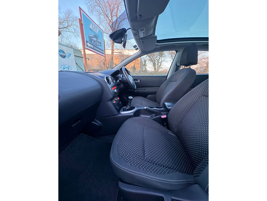 2010 Nissan Qashqai - image 19