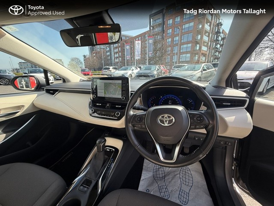 2021 Toyota Corolla - image 13