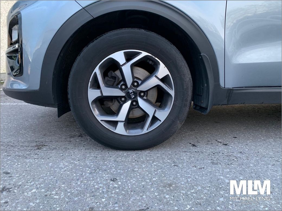 2019 Kia Sportage - image 12