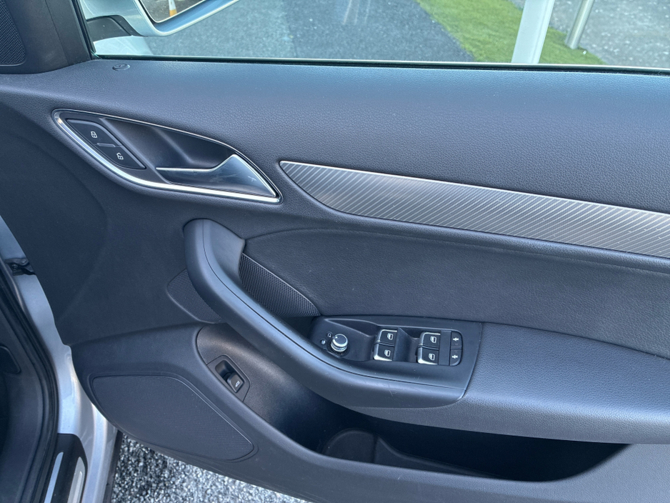 2016 Audi Q3 - image 11