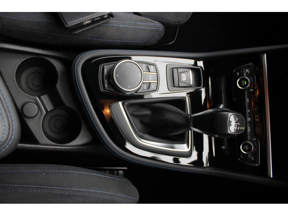 2016 BMW 2 Series - image 14