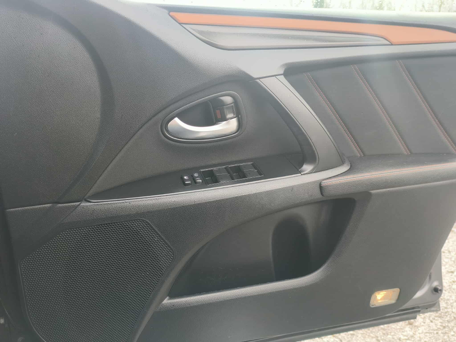 2017 Toyota Avensis - image 16