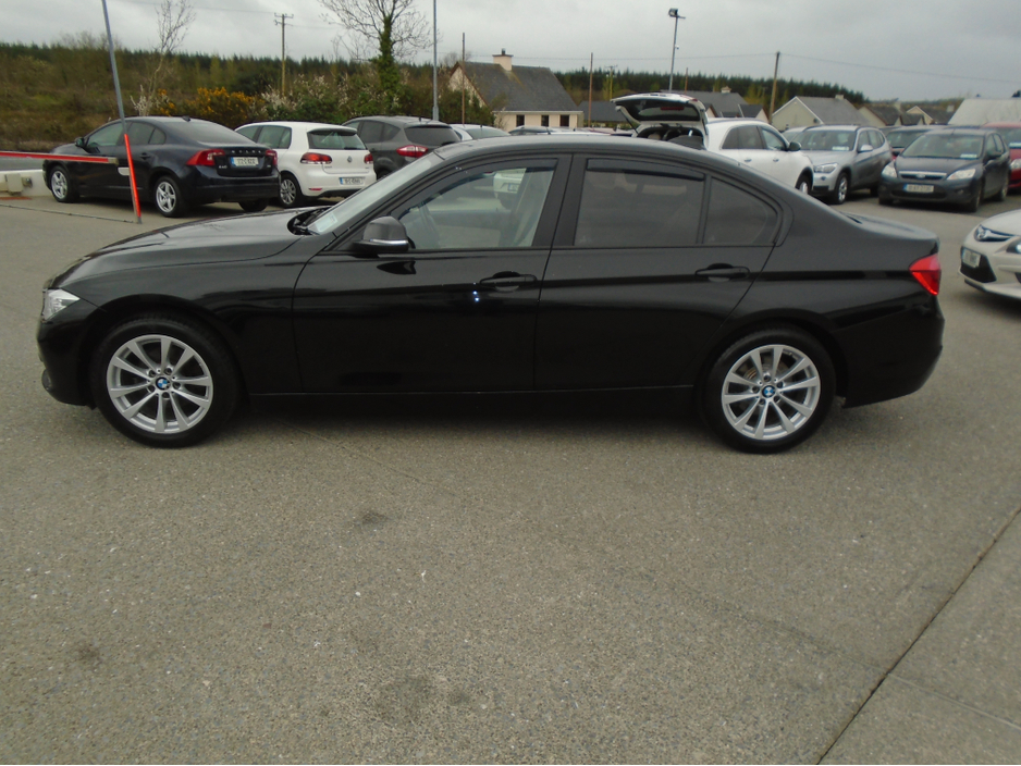 2018 BMW 3 Series - image 6