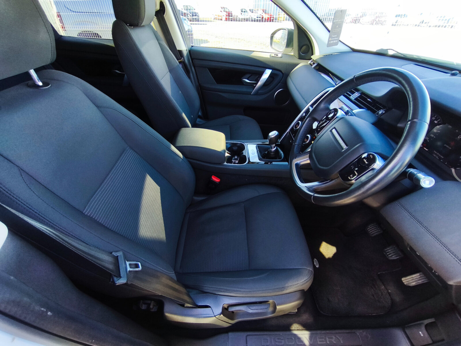 2020 Land Rover Discovery Sport - image 18