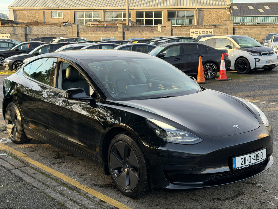 2021 Tesla Model 3 STANDARD PLUS...PAN ROOF €21,750