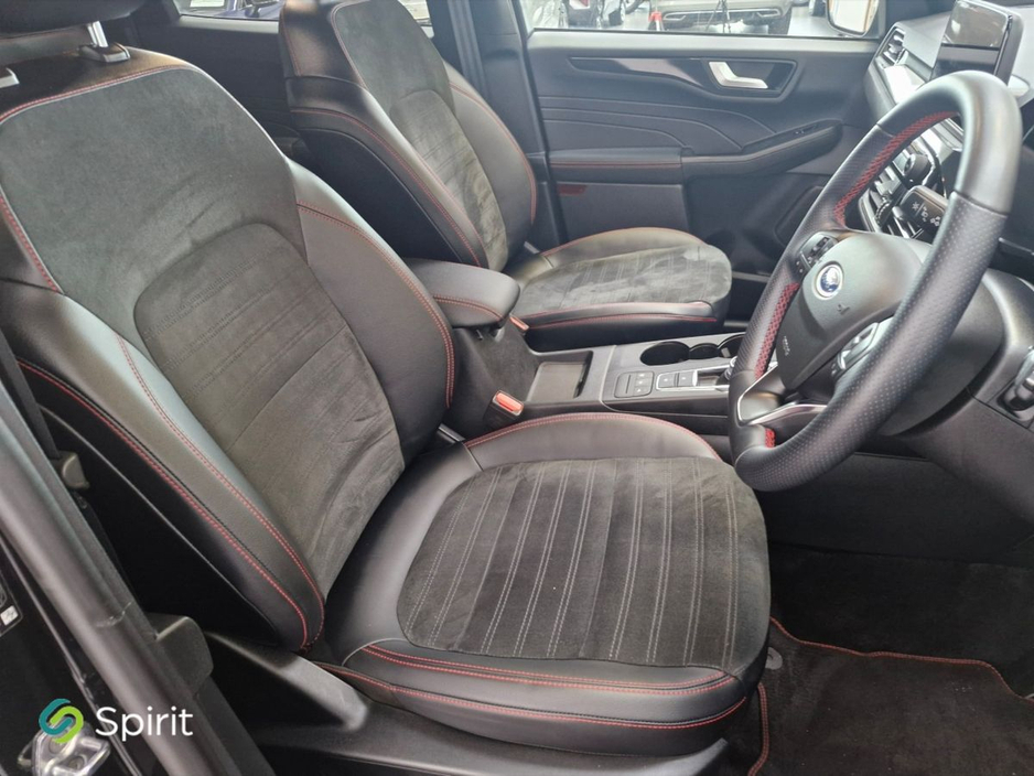 2024 Ford Kuga - image 20