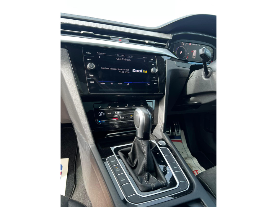 2022 Volkswagen Arteon - image 9