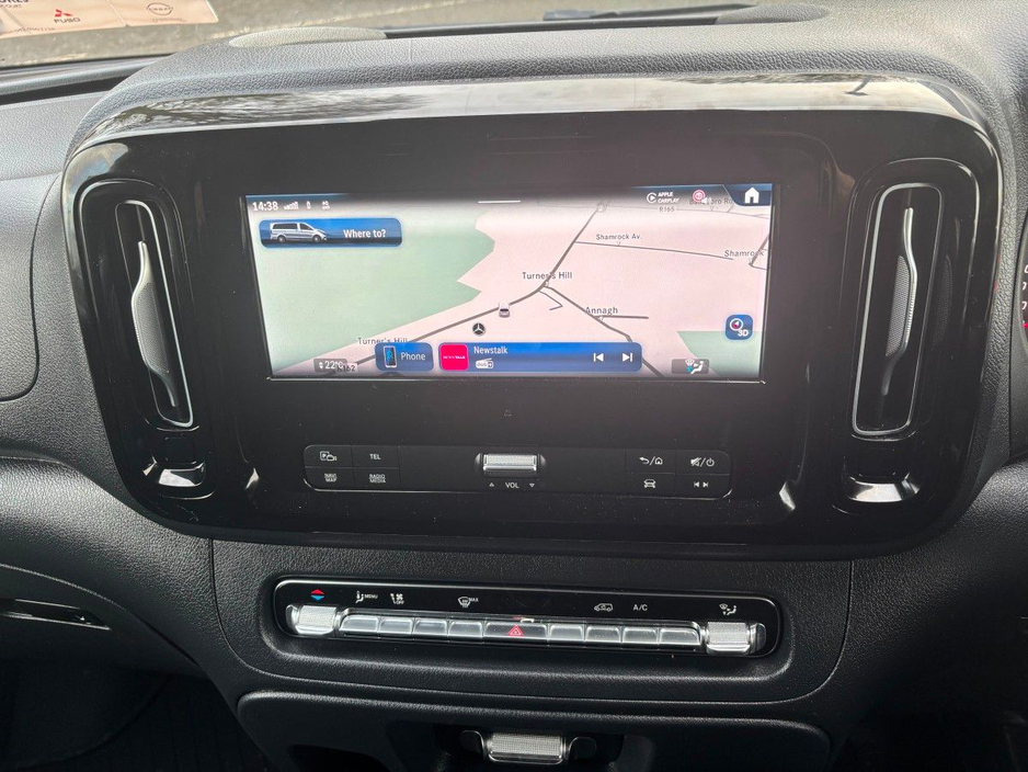 2025 Mercedes-Benz Vito - image 10