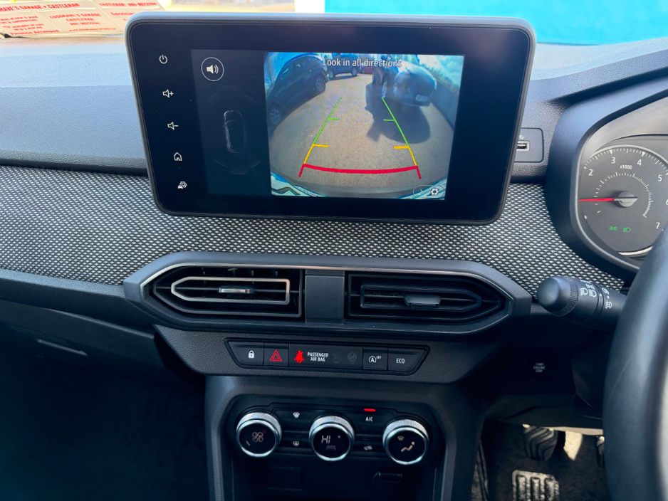 2022 Dacia Jogger - image 13