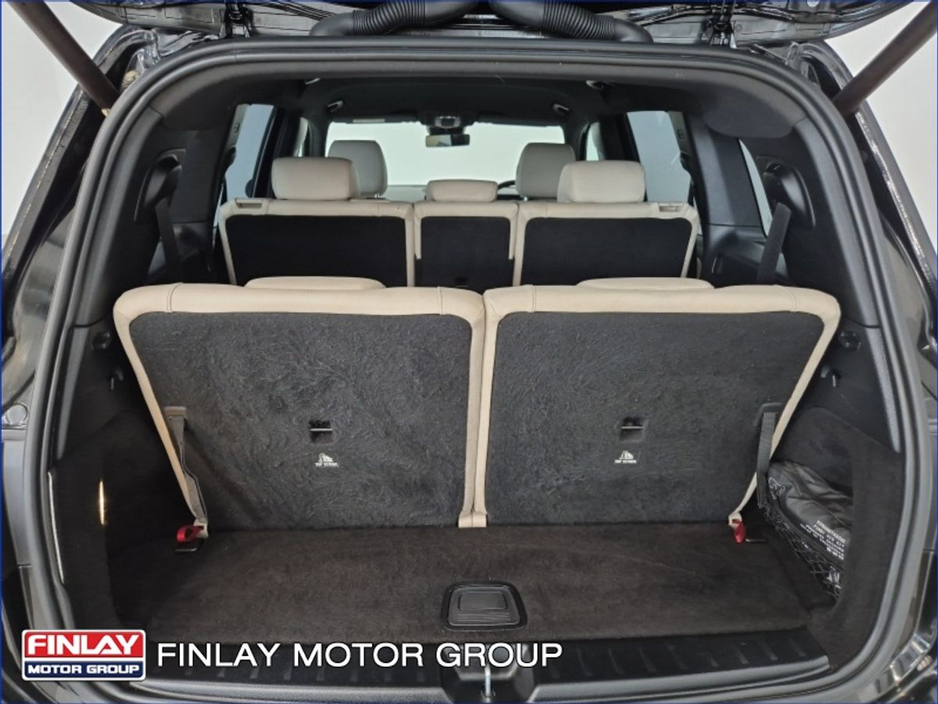 2020 Mercedes-Benz GLB - image 27