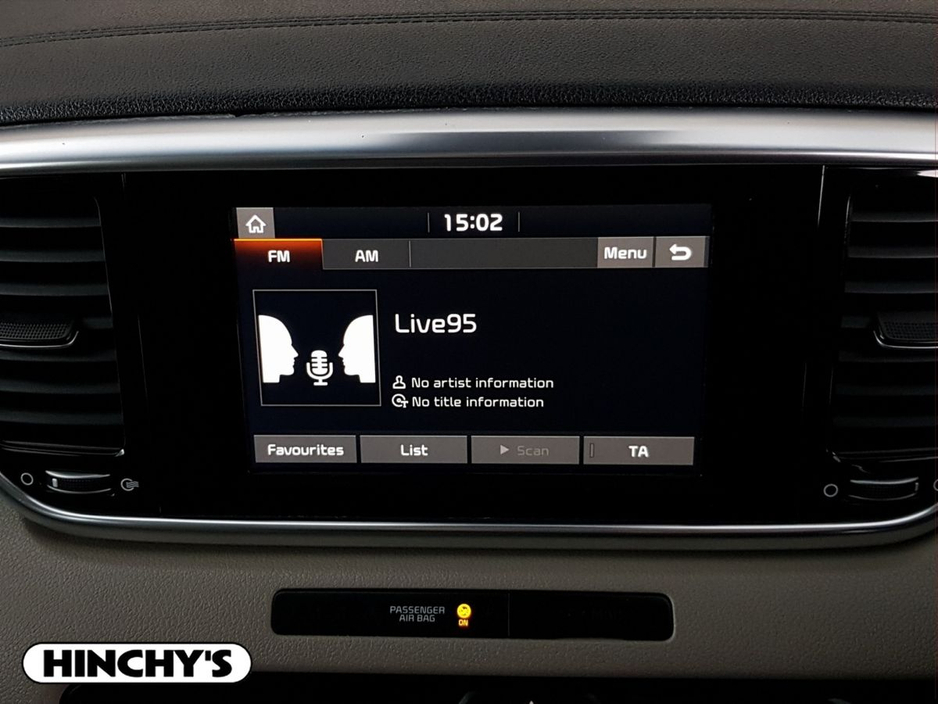 2020 Kia Sportage - image 14