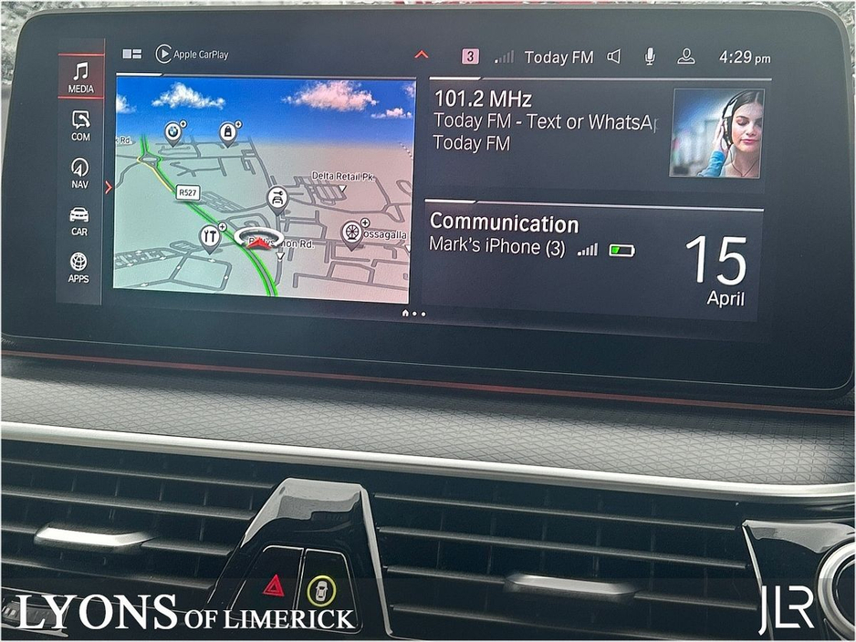 2023 BMW 5 Series - image 11