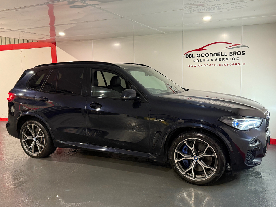 2022 BMW X5 - image 21