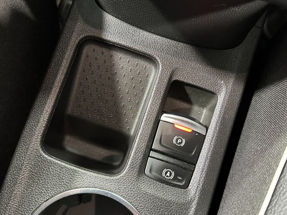 2020 Renault Captur - image 22