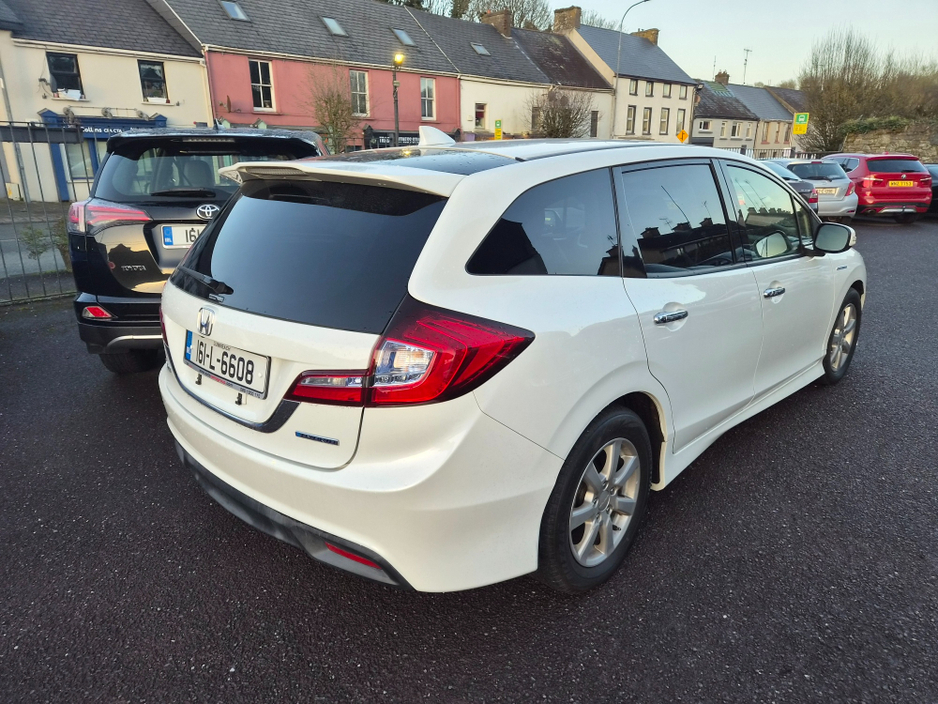 2016 Honda Jade - image 5