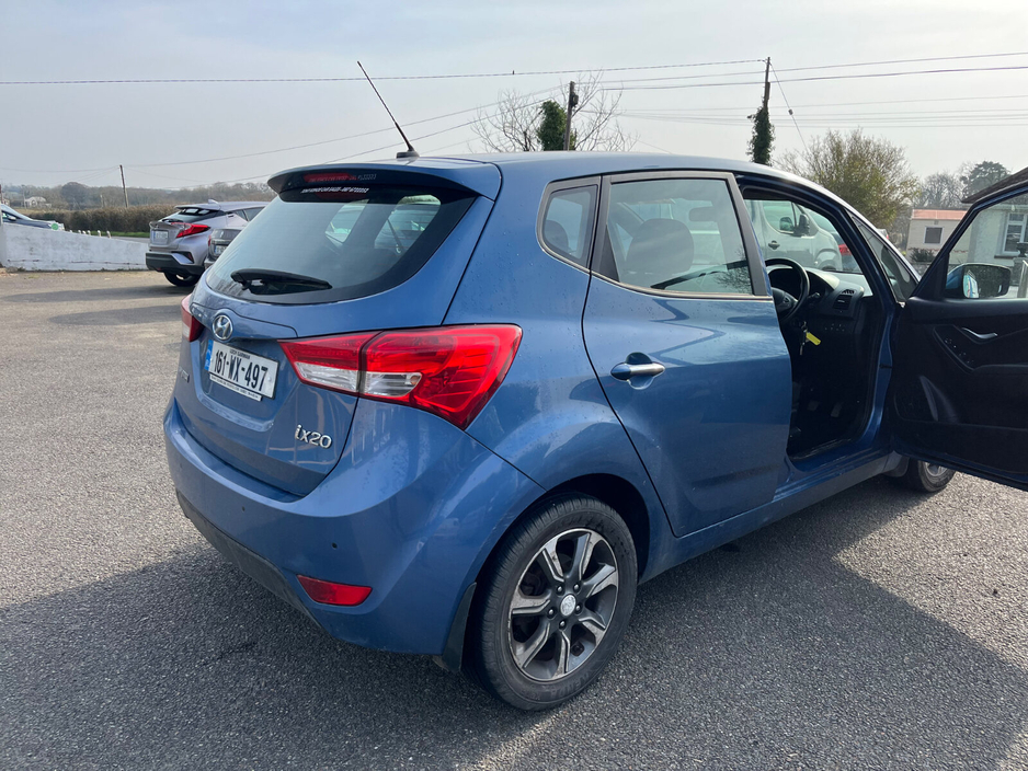 2016 Hyundai ix20 - image 5