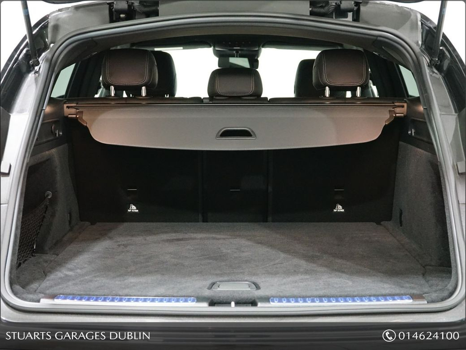 2023 Mercedes-Benz EQC - image 24