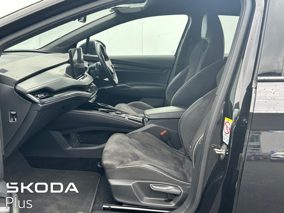 2023 Skoda Enyaq - image 4