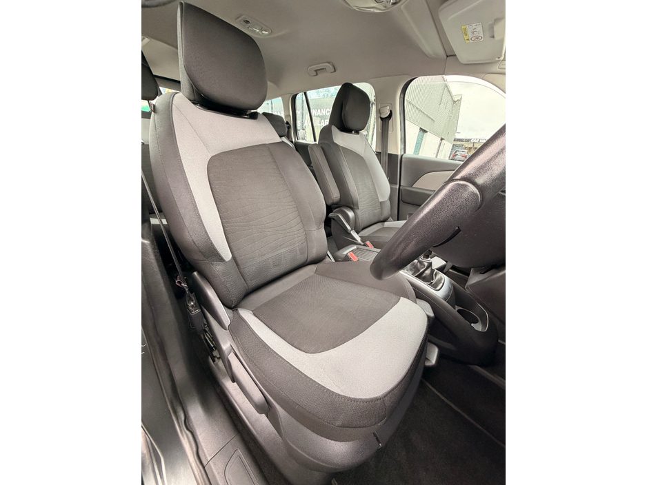 2015 Citroen Grand C4 Picasso GRAND 1.6 BLUE HDI VT VTR+ 5DR €6,950