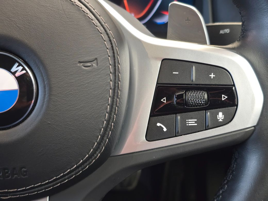 2023 BMW 8 Series - image 22