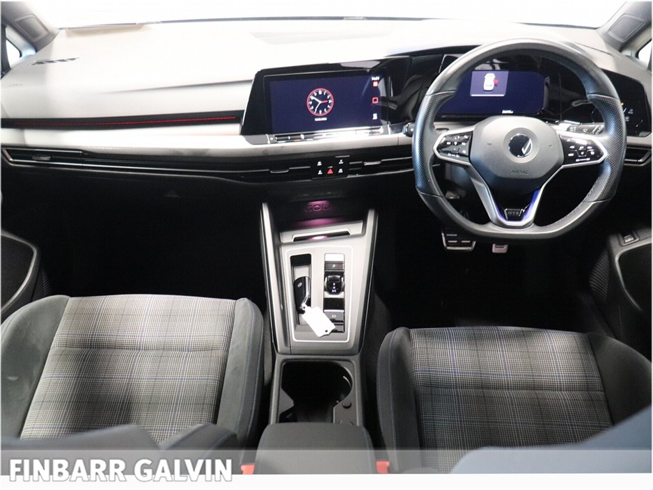 2022 Volkswagen Golf  €27,950