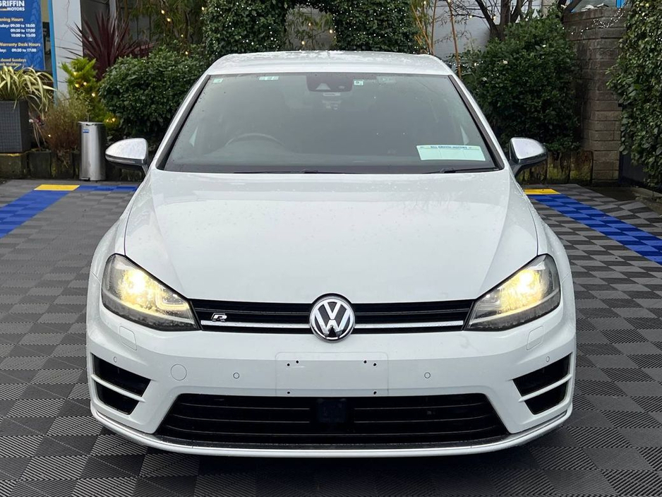 2014 Volkswagen Golf R 4MOTION 2.0 TSI // NEW PRETORIA ALLOYS // LEATHER INTERIOR // REVERSE CAMERA €24,900
