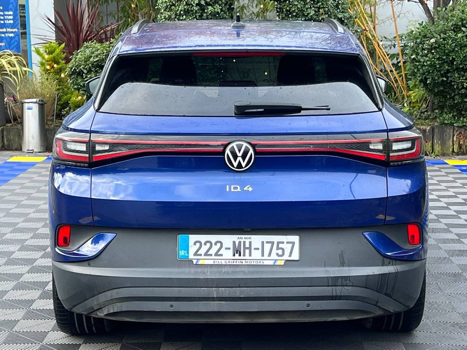 2022 Volkswagen ID.4 PRO LIFE 77KWH // 19" DIAMOND CUT ALLOYS // APPLE CARPLAY/ANDROID AUTO // DIGITAL CLUSTER €23,950