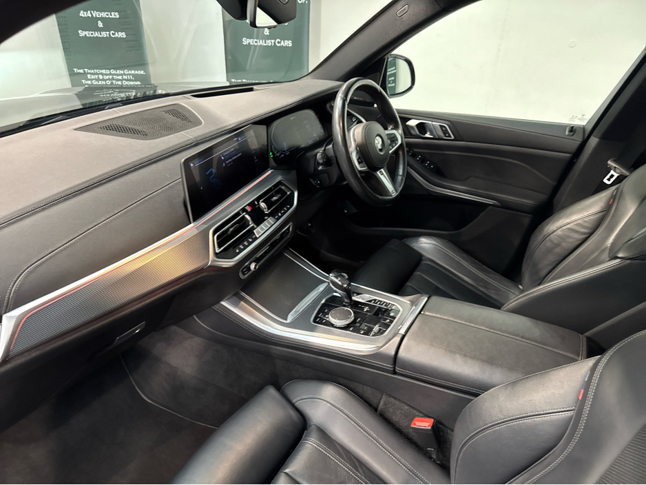 2019 BMW X5 - image 12