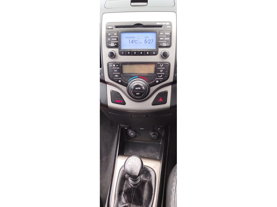 2008 Hyundai i30 1.6 CRDi 115bhp Premium €3,500