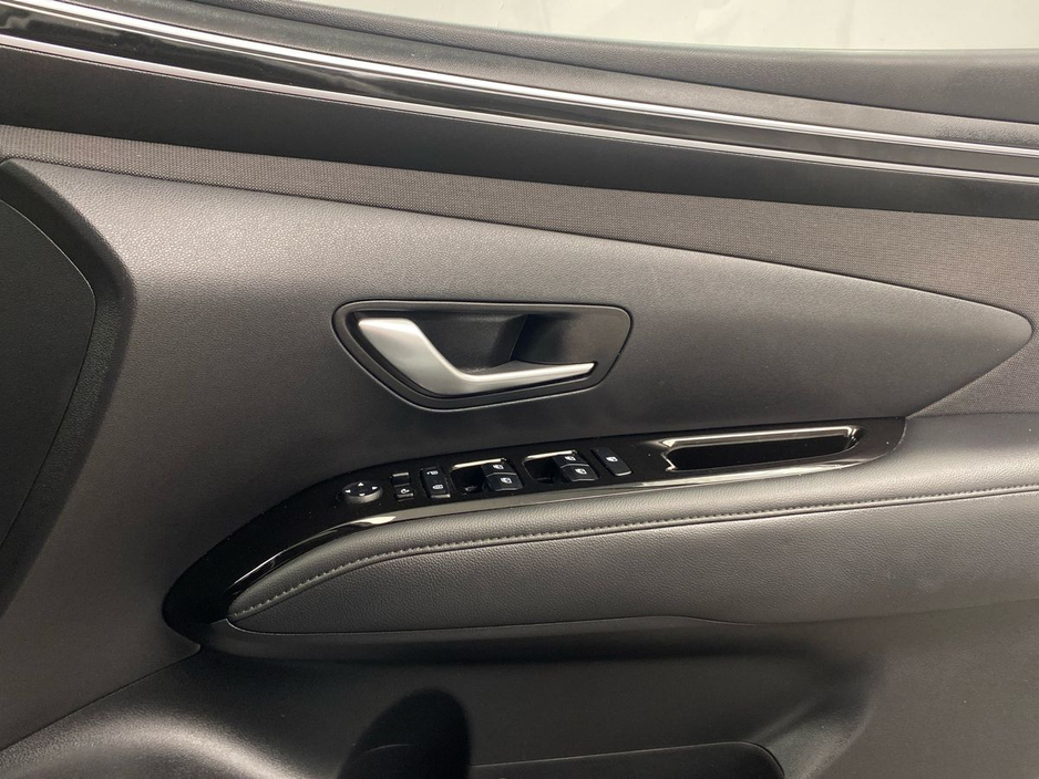 2021 Hyundai Tucson - image 11