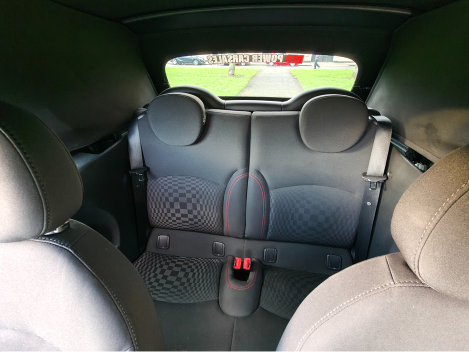 2015 MINI Convertible ZM32 2DR ONE €11,950