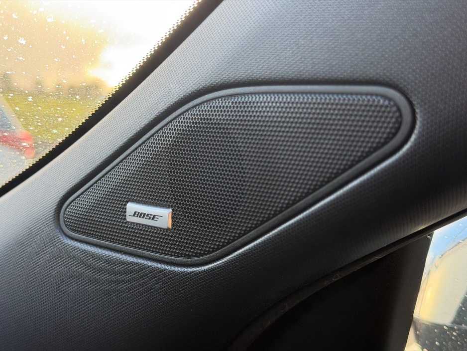 2023 Mitsubishi Outlander - image 40