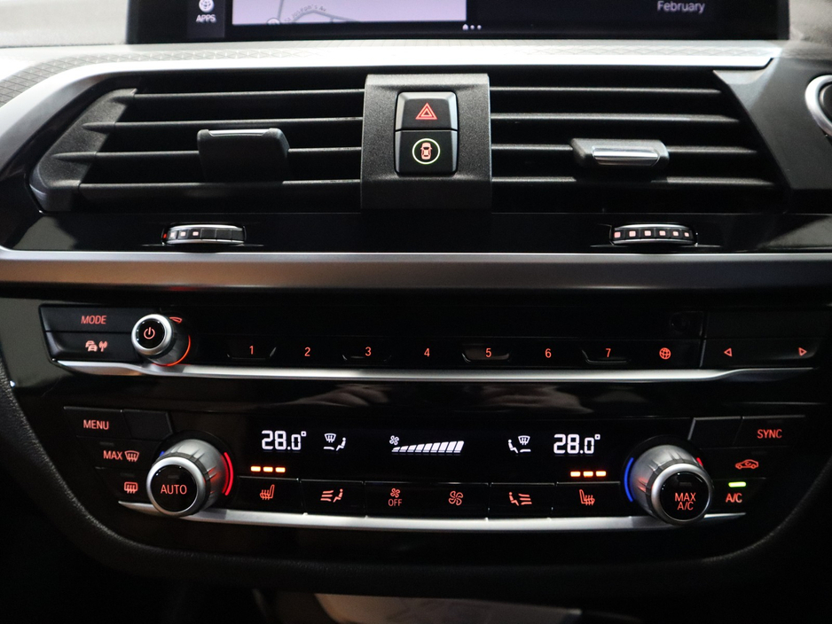 2022 BMW X3 - image 25