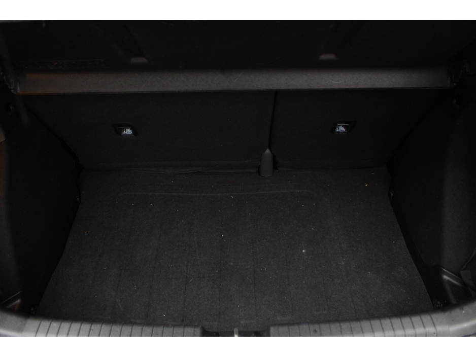 2019 Hyundai i20 1.2 ACTIVE DELUXE 5DR HATCHBACK  //  ONLY 43,869 KM //  STUNNING CAR FINISHED IN SILVER // BUY WITH CONFIDENCE AA AND SIMI APPROVED DEALER 2026 // FINANCE ARRANGED // ALL TRADE €14,950