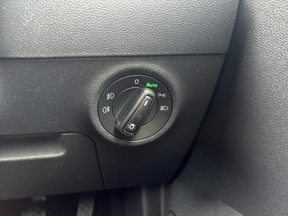 2019 Skoda Karoq 1.6TDI 115bhp Ambition €20,995